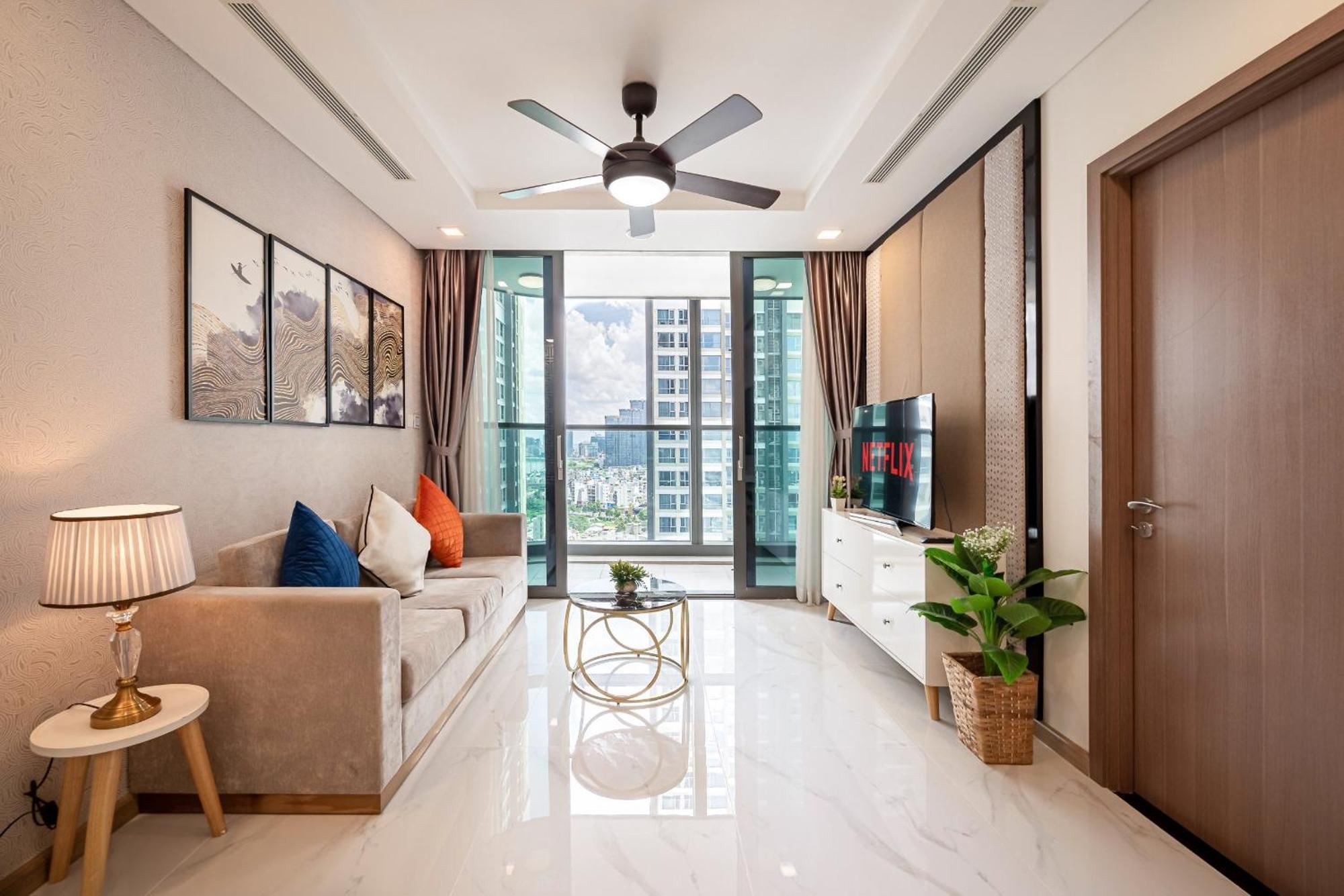 Urban Heights Rentals Landmark 81 Хошимин Экстерьер фото