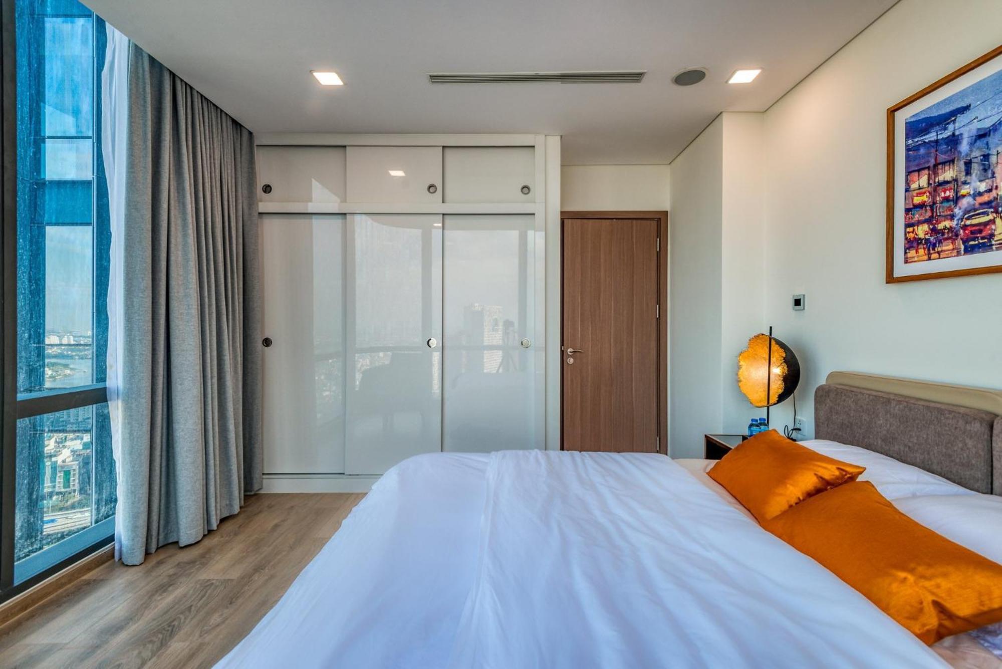 Urban Heights Rentals Landmark 81 Хошимин Экстерьер фото