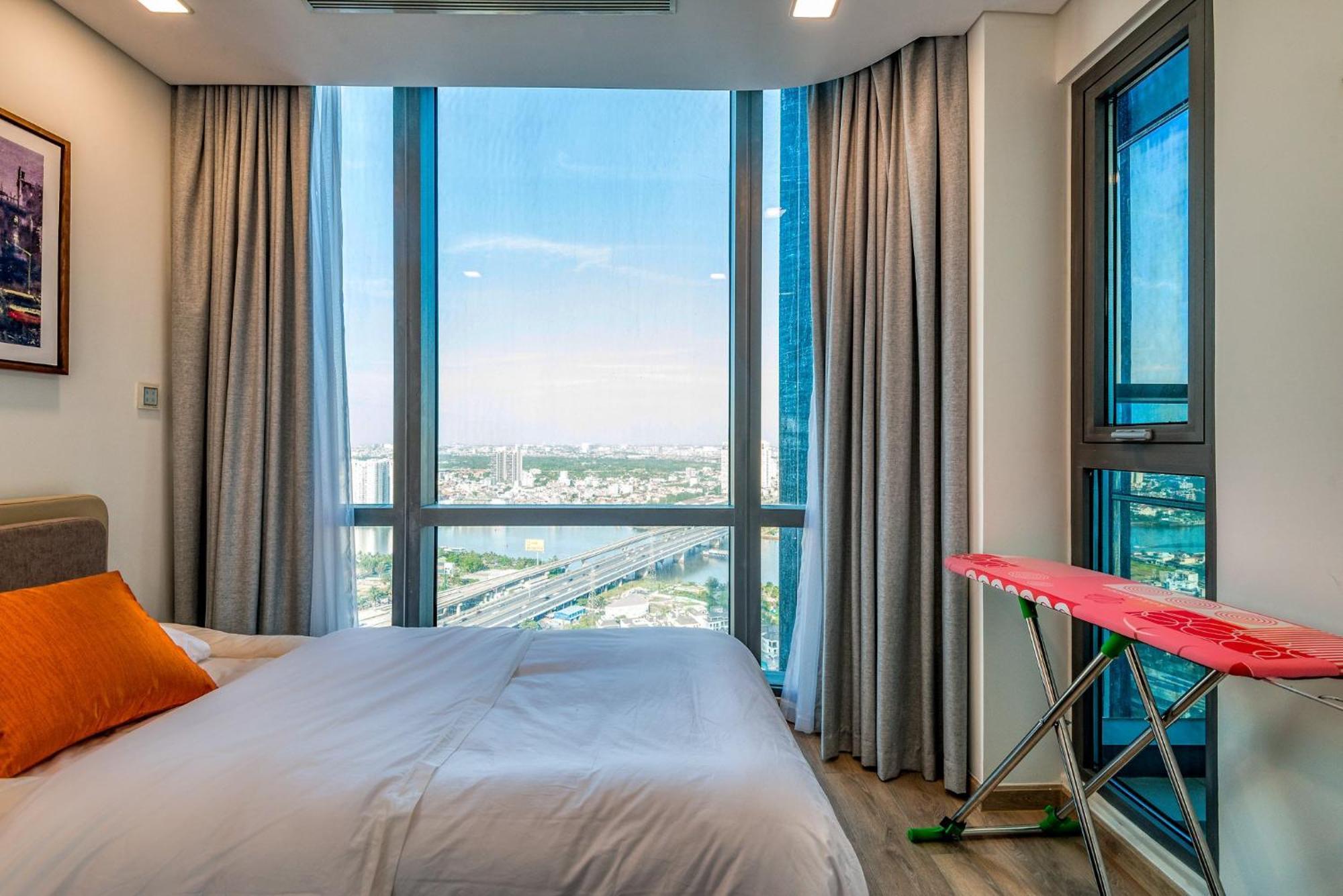 Urban Heights Rentals Landmark 81 Хошимин Экстерьер фото