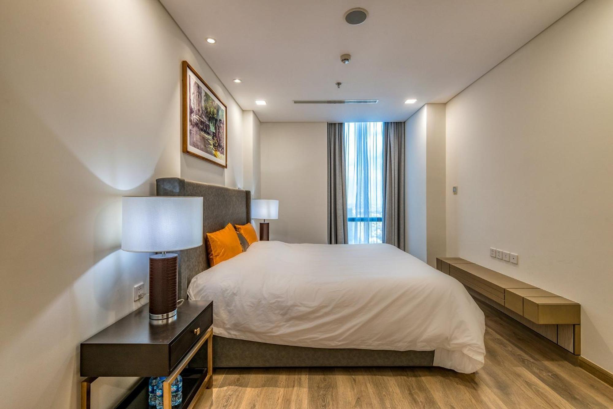Urban Heights Rentals Landmark 81 Хошимин Экстерьер фото
